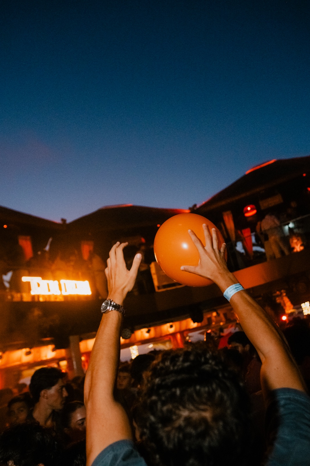 Balloons above the dance floor