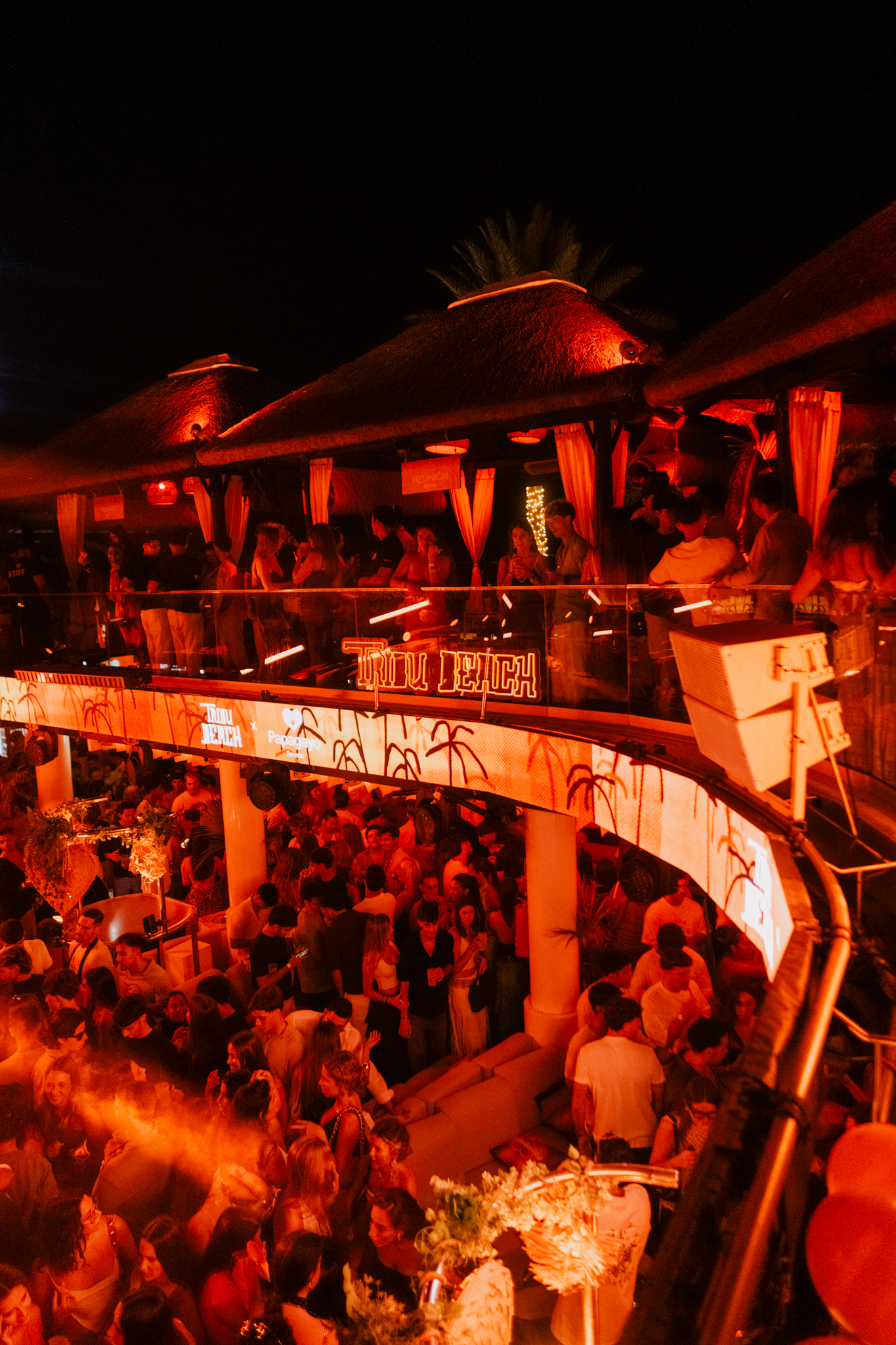 Papagayo glowing red at night